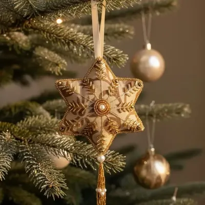Guirlandes et boules de Noël - Décoration de Noël en forme de flocon de neige en or étincelante fabri - I WAS A SARI