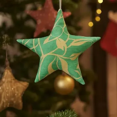 Guirlandes et boules de Noël - Boule de Noël en forme d'étoile sari recyclée Maxi - I WAS A SARI