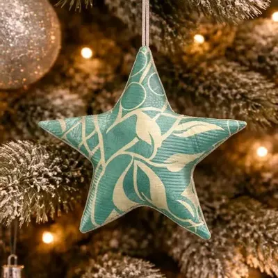 Guirlandes et boules de Noël - Boule de Noël en forme d'étoile sari recyclée Maxi - I WAS A SARI