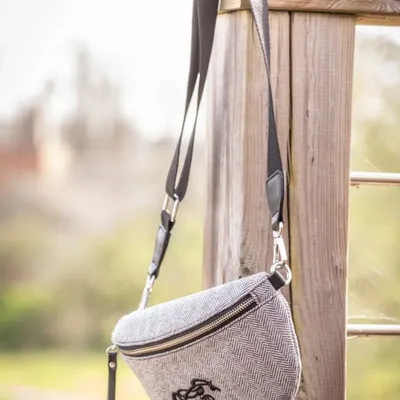 Bags and totes - Chevron banana - PENELOPE