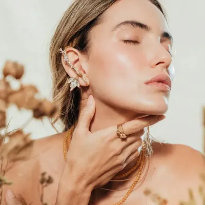 Bijoux - Boucles d'oreilles à clous Feuille de Mimosa - CÂPÂ JEWERLY