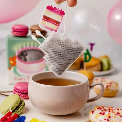Café et thé - Coffret Cadeau Anniversaire Thé – 10 Sachets en Forme de Gâteau - TEA HERITAGE