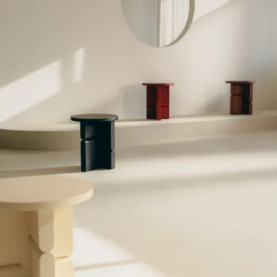 Bibliothèques - Tabouret et table d'appoint en bois peint noon - NOBODINOZ