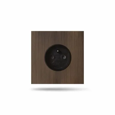 Objets de décoration - Trinity bronze médaille moyen - prise de courant noir 80x80 - 6IXTES