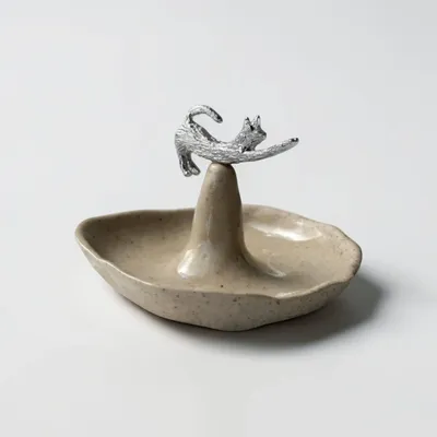 Ceramic - Sleepy Cat Ceramic Jewelry Dish - CÂPÂ JEWELRY