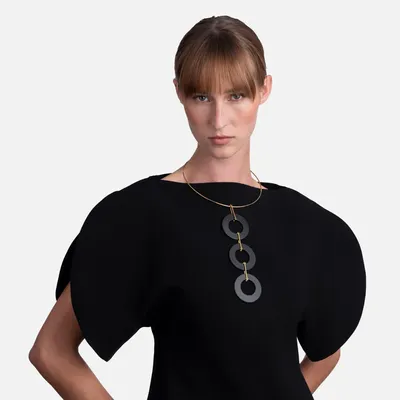 Bijoux - Grand collier en forme de cercle avec pendule - C.KARAKALPAKI