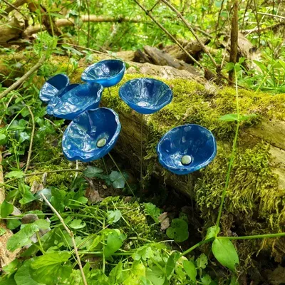 Décorations florales - Fleur de calebasse en verre de taille moyenne pour l'extérieur de couleur turquoise avec tige en acier inoxydable de 43 cm. - CARNEOL GLASS