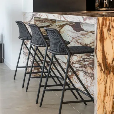 Stools for hospitalities & contracts - Kakī stool with backrest sh 64 indoor | stools - FEELGOOD DESIGNS