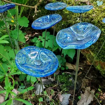 Décorations florales - Petite fleur en verre transparent de couleur bleu foncé - CARNEOL GLASS