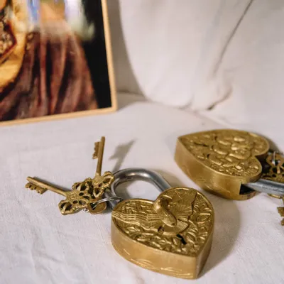 Decorative objects - Eagle padlock - BONCOEURS