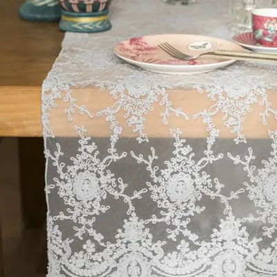 Table linen - Only Corinzio lace Table Runner - CHEZ MOI ITALIA