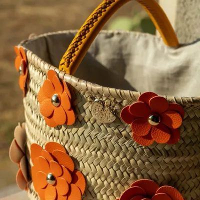 Bags and totes - Daisy Basket with Big Flowers - DANIÉ