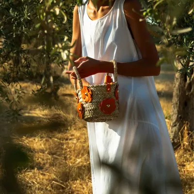Bags and totes - Daisy Middle Bag with Flowers - DANIÉ