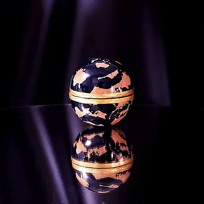 Gifts - Bollywood Globe Candle — Sandalwood - PONPON CURIOSITAS