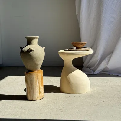 Autres tables  - Sexy Neck - Bout de canapé en bois massif (monoxyle) blanc - OFFICE OBJETS