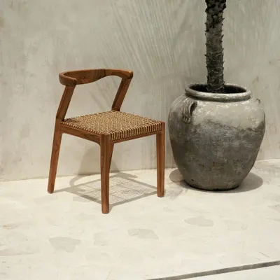 Chairs - Late - DESIGN TRIP