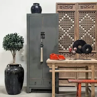 Wardrobe - Large lacquered cabinet - PAGODA INTERNATIONAL