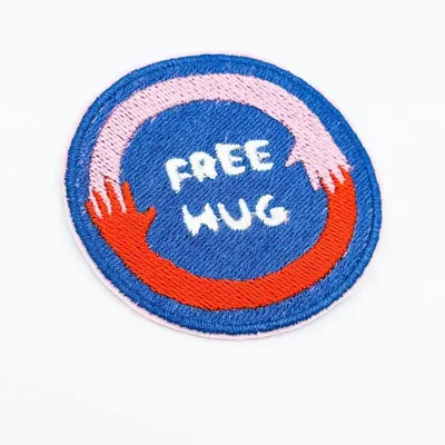 Cadeaux - Patch “Free Hugs” – Pour les âmes ouvertes - PETIT POIRIER