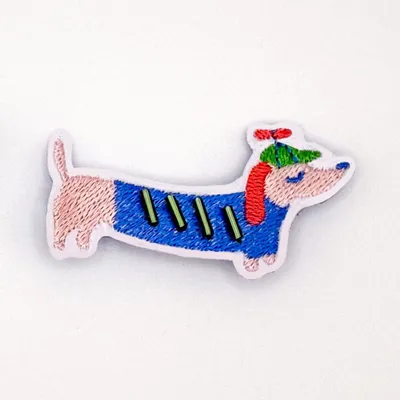 Broches - Broche Teckel Perlé – La touche chic et décalée - PETIT POIRIER