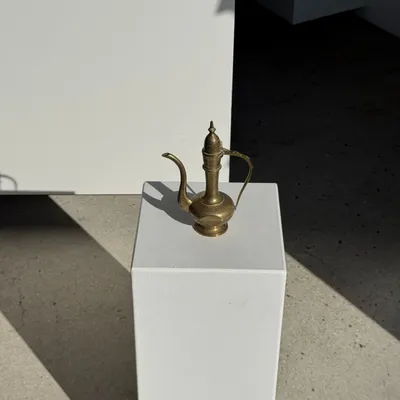 Tea and coffee accessories - Oriental engraved gilded brass jug H22 - OFFICE OBJETS