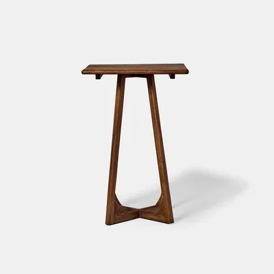 Other tables - Satu high table - DESIGN TRIP