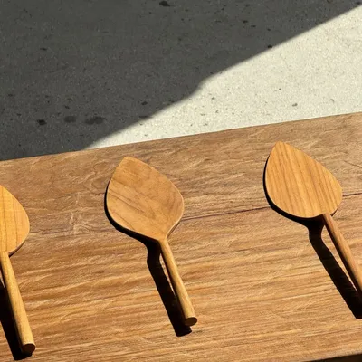Couverts de service - Pelle à tarte ustensile de cuisine de service en teck L30 l8 - OFFICE OBJETS