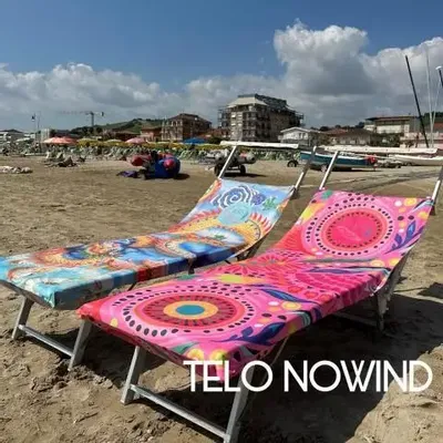 Travel accessories - No-Wind Paisley Blue Beach Towel - BEACH VIBES