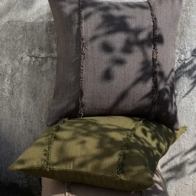 Coussins textile - NO-MAD Pranit Cushion Cover in Cotton Jute with Minimal Surface Detail - NO-MAD