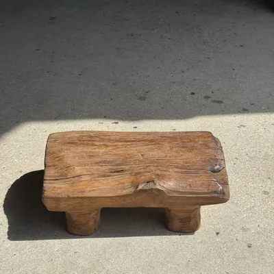 Repose-pieds - Petit tabouret, repose-pied en teck blond monoxyle organique wabi-sabi - OFFICE OBJETS