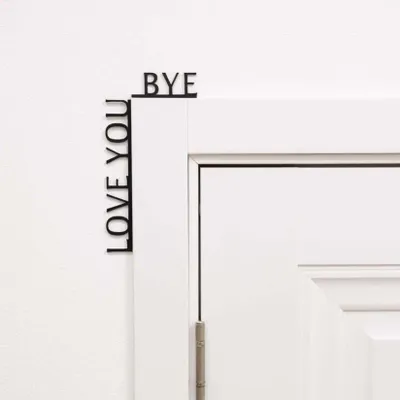 Objets de décoration - Citation d’angle en bois – « Je t’aime, salut » - ENJOY THE WOOD