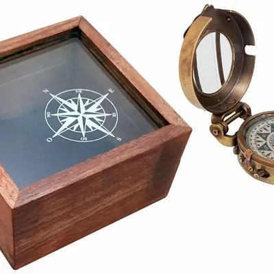 Decorative objects - Engineer compass antic finish in wooden box, diam. 2"1/6 - TRADE WINDS