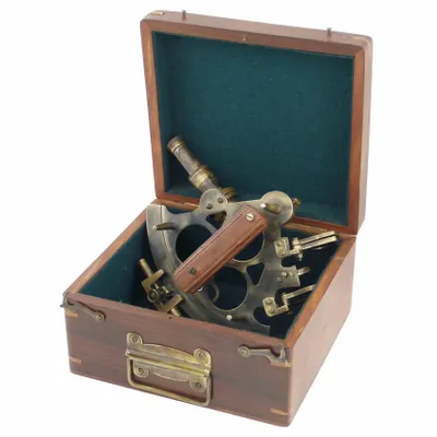 Decorative objects - Sextant in old wooden box, 8" - TRADE WINDS