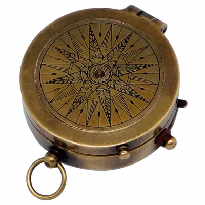 Objets de décoration - Boussole laiton vieilli, D.5 cm av bloqueur d'aiguille, livrée ds étui cuir embossé rose des vents, à porter à la ceinture - TRADE WINDS