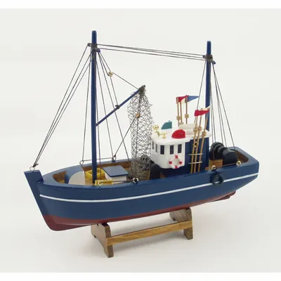 Decorative objects - Red fishing boat, L. 11''4/5 x H : 11'' x 3''1/3 - TRADE WINDS