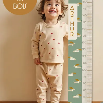 Accessoires pour puériculture - la Toise en bois - CHARLIE ET SUZIE