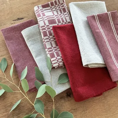 Table linen - SERVIETTE RECYCLÉE 2-PACK ELIN, ROUGE FONCÉ/BEIGE 45x45cm - BY WILLE