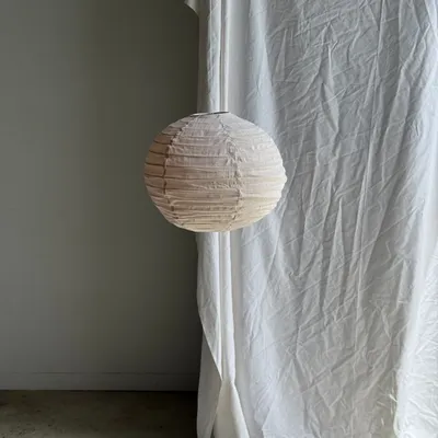 Hanging lights - Medium suspension in Japanese rattan and natural linen round rosé D40 - OFFICE OBJETS