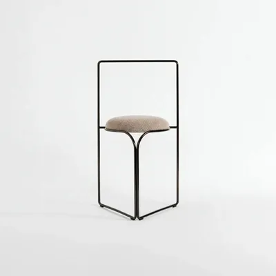Tabourets pour collectivités - FLOW CHAIR, SCULPTURAL MINIMAL ULTRABLACK CHAIR - LAPIEGA