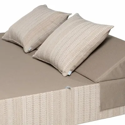 Piscines - Julie | Lit de piscine COZIP - PALOMA | 180 x 140 x h38 cm - COZIP