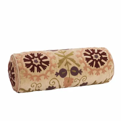 Couettes et oreillers  - Coussin en velours brodé Suzani - MADAM STOLTZ