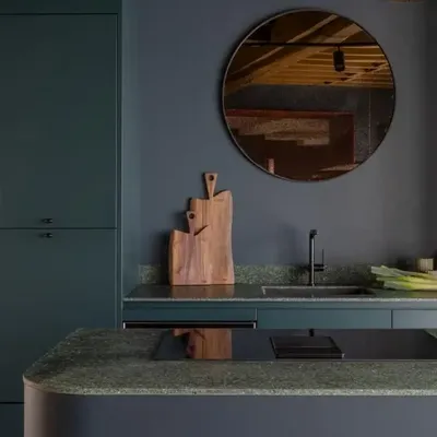 Autres tables  - Plan de travail en matières recyclés - SILLON