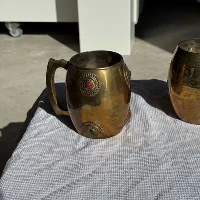 Mugs - Indian gold metal mug inlaid with stones H11 D7 - OFFICE OBJETS