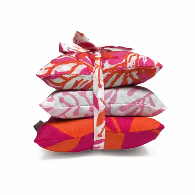 Parfums d'intérieur - Pile de 3 sachets carrés en coton lavande - Jaipur Magenta - LIME TREE DESIGN