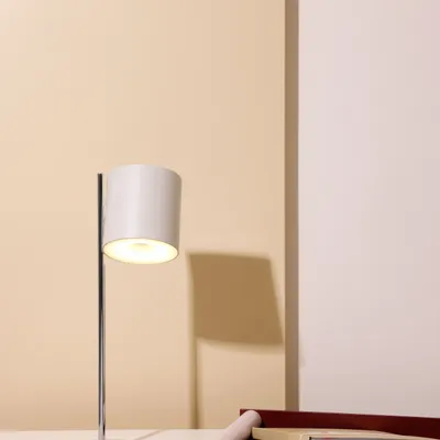 Moveable lighting - FLYT Portable Lamp - DESIGN LETTERS