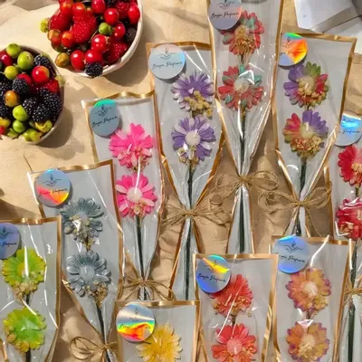 Candles - Floral Stem Candle Bouquet – Surprise Gift Souvenir & Decor - WIRAWIRI
