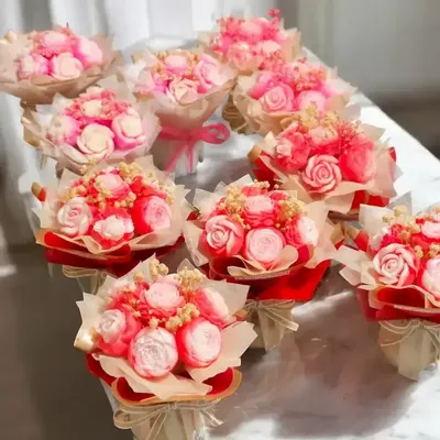 Candles - Mini Floral Candle Bouquet – Round Scented Gift - WIRAWIRI