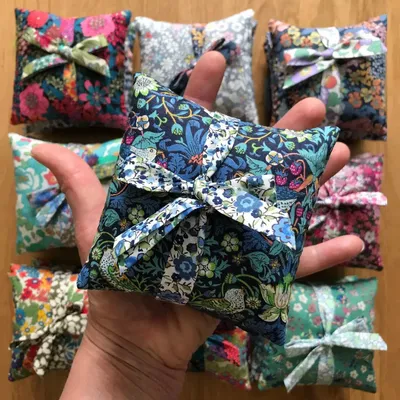 Parfums d'intérieur - Pile de 3 sachets carrés Liberty en coton lavande - Bleu - LIME TREE DESIGN