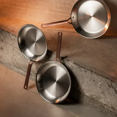 Frying pans - Bicentenary Brushed Stainless Steel Frying Pan with Copper-Finish Hand - CRISTEL