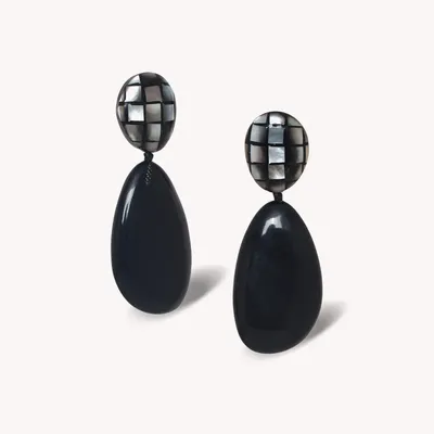 Jewelry - Post earrings with black lip top - Rivoli - NATURE BIJOUX