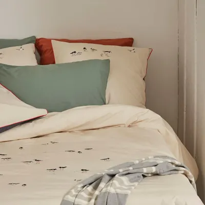 Bed linens - Reversible Embroidered Bedding Set Marée Basse - SYLVIE THIRIEZ